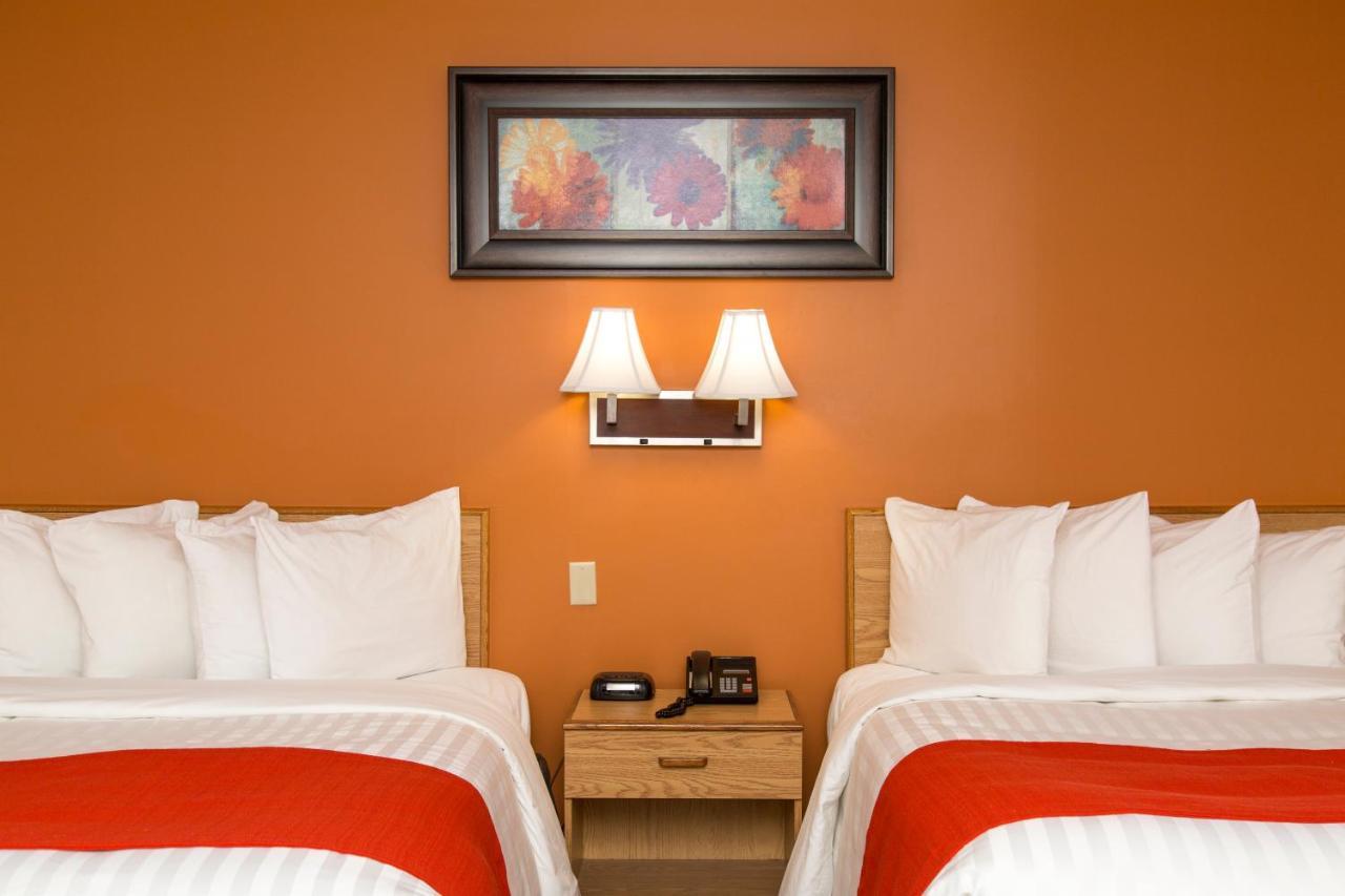 Hotel Robin Hood Гранд Фолс-Уиндзор Экстерьер фото